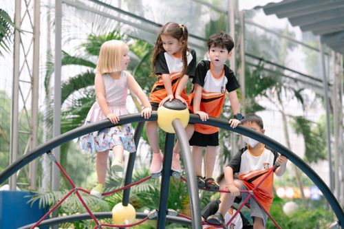Học phí trường quốc tế ở Hà Nội vượt 900 triệu đồng/năm