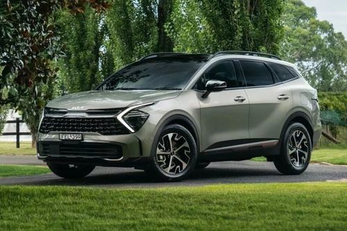 Cận cảnh Kia Sportage HEV 2024 - đối thủ 'đáng gờm' của Honda CR-V HEV