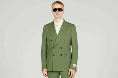 Lý do bộ suit này của Gucci gây 'bão mạng'