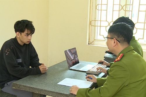 Bắt giữ 2, truy nã 1 đối tượng cướp giật 1 tỷ đồng tại thành phố Vĩnh Yên