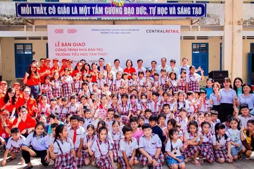 Bàn giao công trình nhà bán trú học sinh tại tỉnh Bến Tre