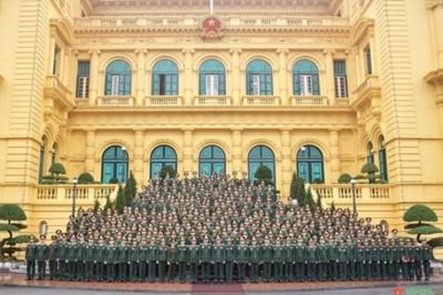 Học viện Quân y tổ chức Lễ báo công dâng Bác đối với học viên Khóa 51 và Bác sĩ nội trú khóa 22
