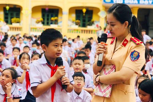 Kỹ năng cơ bản về an toàn khi tham gia giao thông cần dạy trẻ