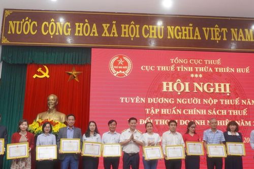 Thừa Thiên Huế tuyên dương 144 tổ chức, cá nhân có thành tích thực hiện tốt chính sách, pháp luật thuế