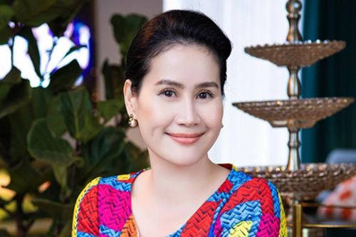 Thân Thúy Hà tuổi 45: Bị miệt thị vì đóng vai ác, quyết định không lấy chồng