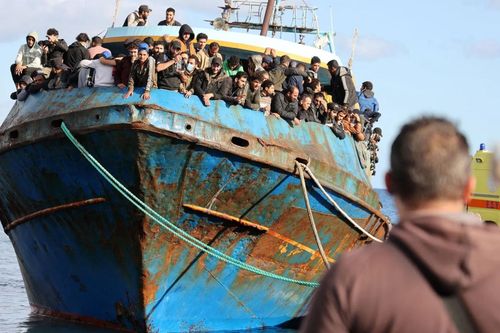 Số lượng thuyền chở người di cư từ Libya đến các đảo của Hy Lạp tăng mạnh