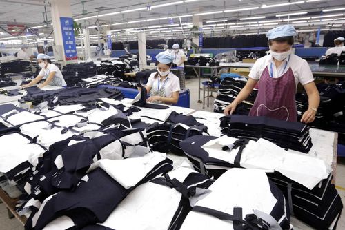 Sẽ tăng chi phí cho doanh nghiệp khi đề xuất đóng bảo hiểm y tế cho người thân