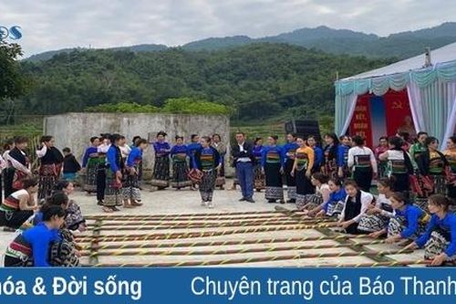 Gìn giữ văn hóa truyền thống ở xã vùng biên