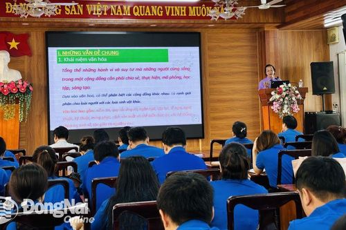 Xây dựng văn hóa, con người Đồng Nai phát triển toàn diện
