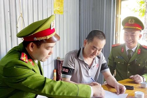 Tuyên truyền, phổ biến pháp luật cho nhân dân
