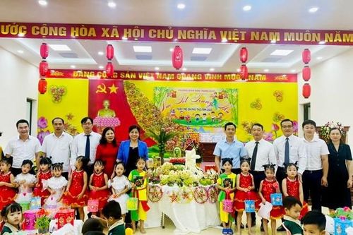 Phú Thọ: Phù Ninh 'xây dựng trường mầm non hạnh phúc, lấy trẻ làm trung tâm'
