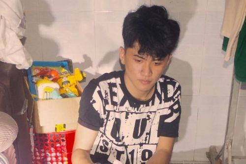 Gây 3 vụ cướp giật vì nợ tiền cá độ bóng đá qua mạng