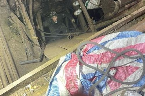 Vụ 'phu vàng' tử vong ở Lai Châu, chủ bưởng đem 250 triệu đồng đi dàn xếp: 7 đối tượng sa lưới