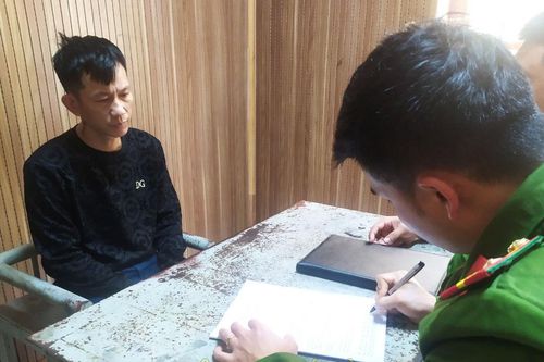 Bắt ổ nhóm mua bán ma túy, thu giữ súng đạn