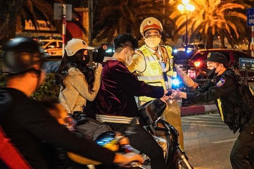 Hà Nội: Xử lý nhiều thanh thiếu niên vi phạm trật tự an toàn giao thông, trật tự xã hội
