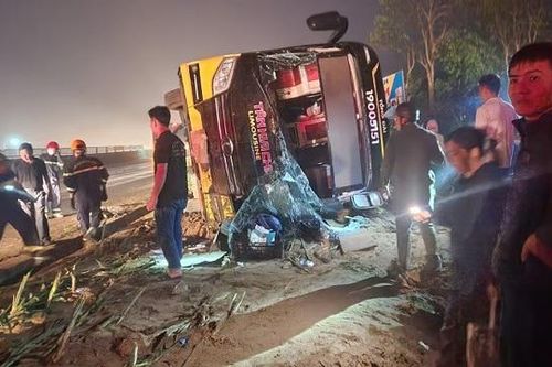Thông tin mới vụ lật xe khách trên quốc lộ 1, đoạn qua Quảng Trị