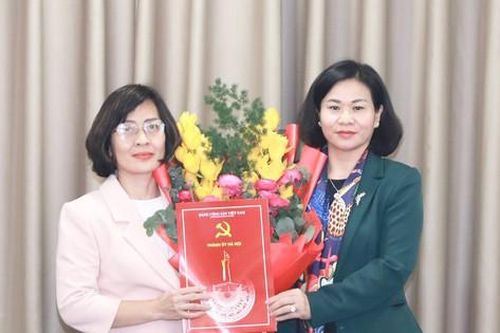 Bổ nhiệm nữ Phó Giám đốc Sở; tân Phó Trưởng Ban Quản lý Khu kinh tế cửa khẩu