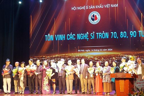 Giải thưởng sân khấu 2023 vắng giải A