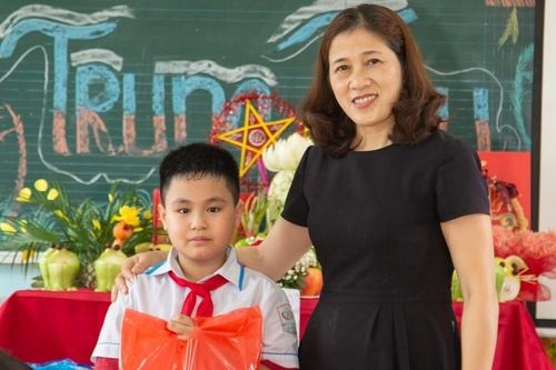 Nữ nhà giáo ưu tú tâm huyết với sáng kiến nâng cao chất lượng giáo dục