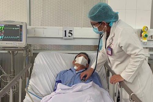 Xuyên đêm cứu sống bệnh nhân u tim