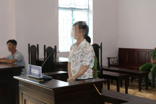 Đối tượng đâm trọng thương công an lĩnh án
