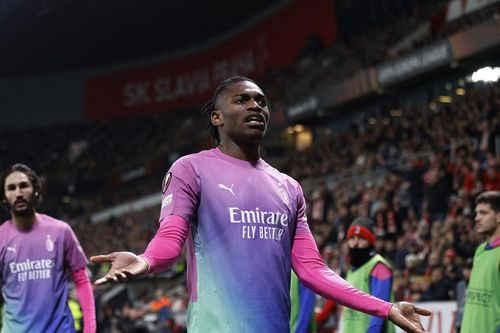 Thắng trận '3 sao', AC Milan đi tiếp ở Europa League