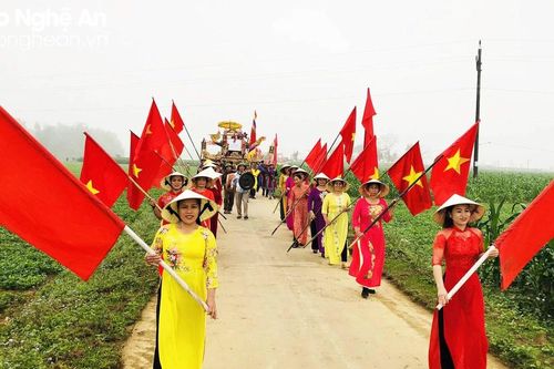 Tưng bừng khai hội Đền Thanh Liệt năm 2024