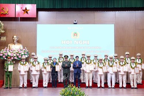 Công an chính quy phát huy vai trò trong công tác thanh niên ở cơ sở