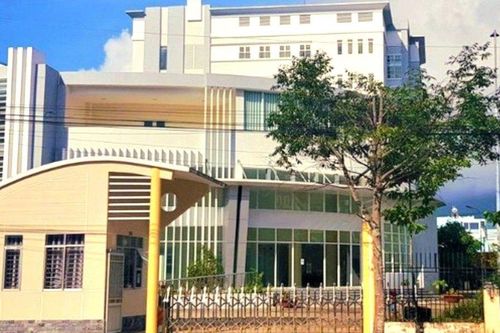 Cà Mau: Kỷ luật cảnh cáo Giám đốc và Kế toán Trung tâm Lưu trữ Lịch sử
