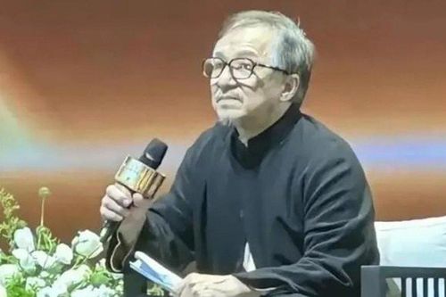 Thành Long xuất hiện gây sốc với hình ảnh già nua