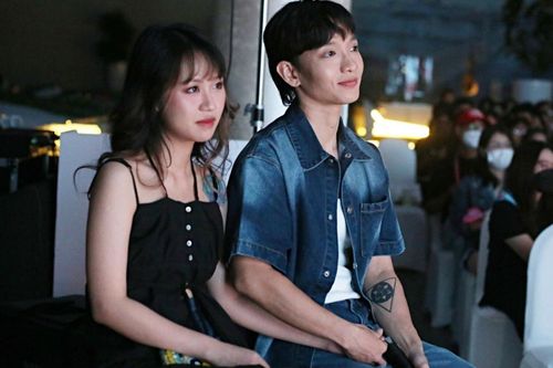 Bạn gái Hoàng Dũng bất ngờ đăng đàn chất vấn, có liên quan đến chuyện tình yêu