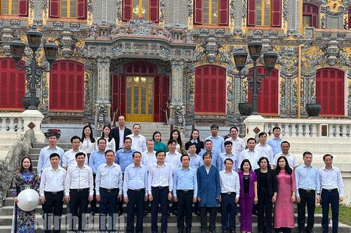Đoàn công tác của tỉnh khảo sát một số di tích lịch sử-văn hóa tại tỉnh Thừa Thiên Huế