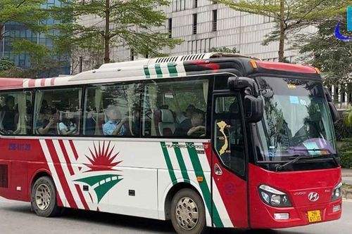 Trải nghiệm thuê xe 29 chỗ chất lượng, uy tín tại Việt Anh