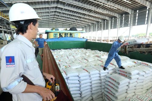 Đạm Cà Mau (DCM) chuẩn bị xuất các lô hàng lớn sang Mexico, Australia và New Zealand