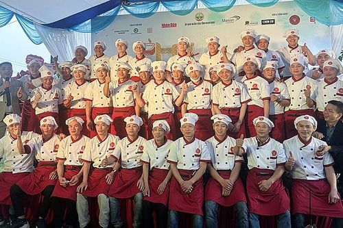 Làng nghề truyền thống Vân Cù tưng bừng lễ hội Phở