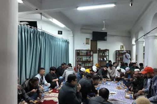 Trải nghiệm văn hóa Hồi giáo trong tháng lễ Ramadan của người Muslim ở Việt Nam