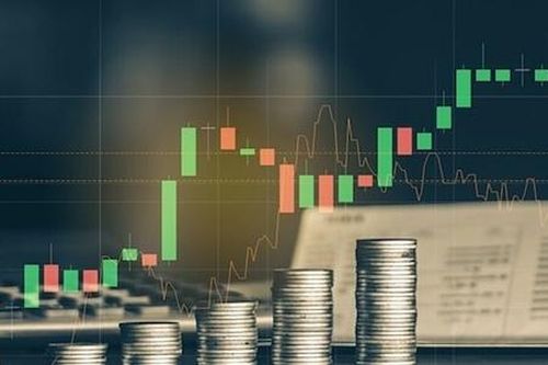 Nhiều cổ phiếu đua nhau vượt đỉnh: Cẩn trọng 'say sóng'