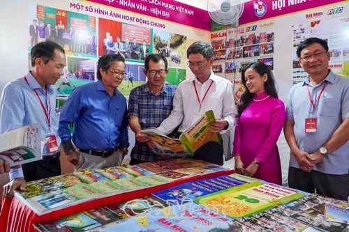 Báo chí Việt Nam - Tiên phong, đổi mới vì sự nghiệp cách mạng của Đảng và Nhân dân