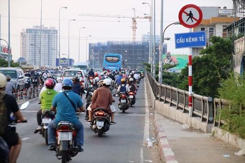 TPHCM: Tái diễn nạn trộm cắp thiết bị công trình giao thông