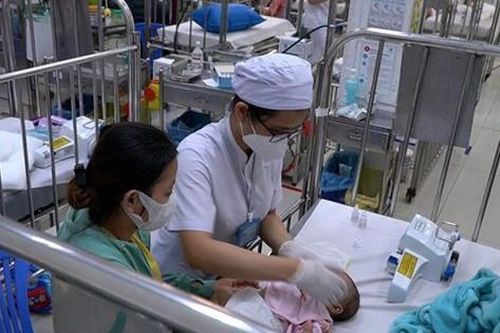 Cách phân biệt trẻ ho gà với ho thông thường