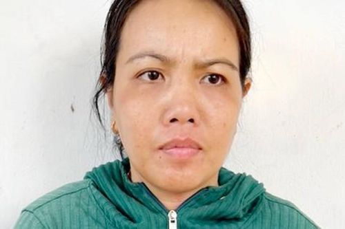 Tạm giữ hình sự người đàn bà trộm hàng chục thùng bia