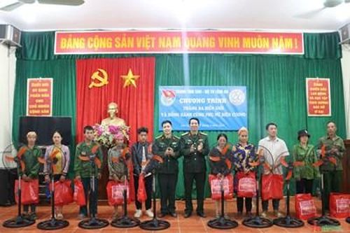 Trung tâm 586 tổ chức Chương trình 'Tháng Ba biên giới'