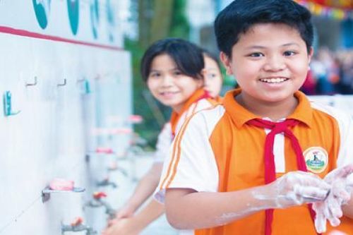 Nâng cao sức khỏe và dinh dưỡng học đường cho trẻ em Việt Nam