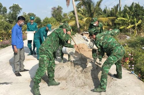 Nhiều hoạt động ý nghĩa, thiết thực hướng về nhân dân khu vực biên giới, biển, đảo