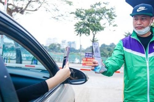 Hà Nội áp dụng thanh toán dịch vụ trông giữ xe không dùng tiền mặt từ 1/5