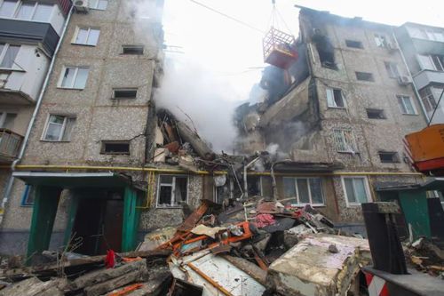 Bị pháo kích liên tục, vùng biên giới Ukraine sơ tán dân hàng loạt