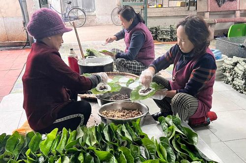 Trăn trở của phụ nữ xứ Đoài khi đặc sản trăm năm bị nhái lộ liễu