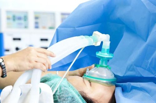 Người phụ nữ 70 tuổi tử vong sau phẫu thuật căng da mặt