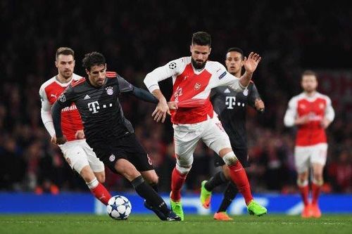 Nhiều CĐV nhận định: 'Arsenal đấu Bayern Munich là một sự dàn xếp'