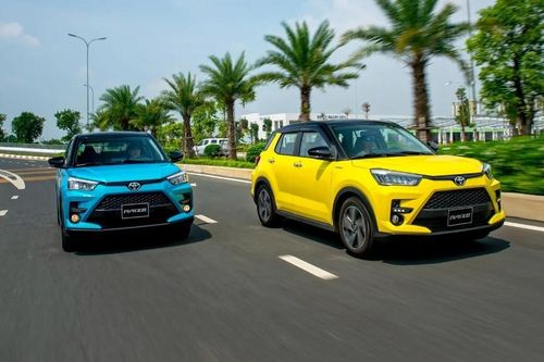 Toyota Raize, Yaris Cross và Fortuner giảm giá mạnh